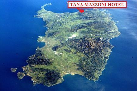 Hotel Ristorante La Tana Di Li Mazzoni Trinità dʼAgultu 外观 照片