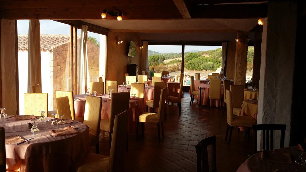 Hotel Ristorante La Tana Di Li Mazzoni Trinità dʼAgultu 客房 照片